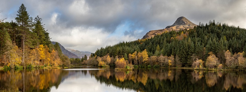 Autumn Lochan by Jason Emery